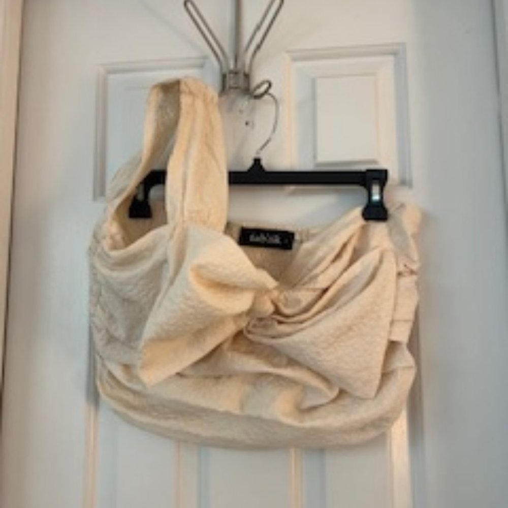 Two piece off white Fabrik set